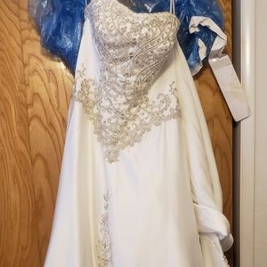 Wedding dress